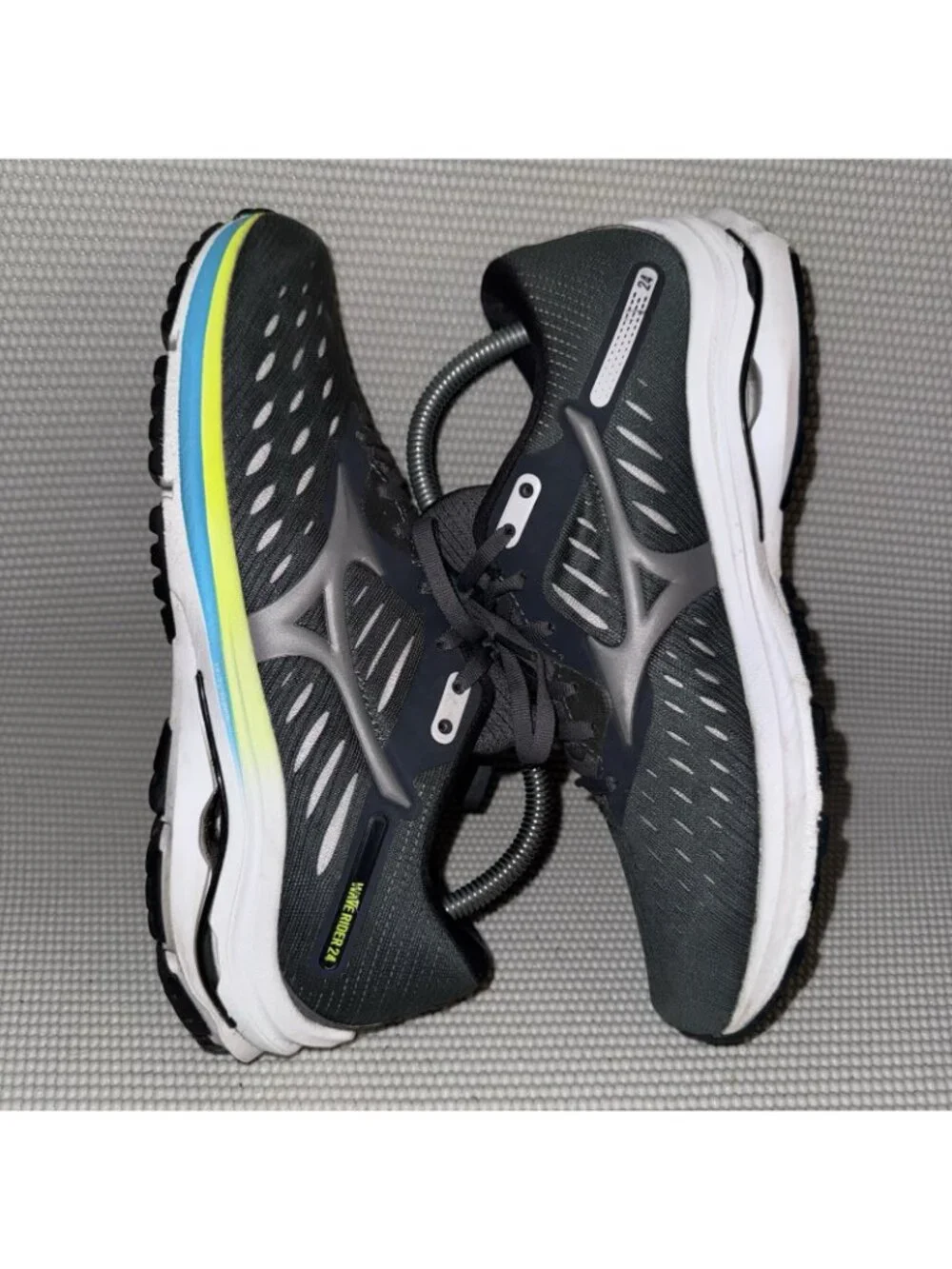 Mizuno Wave Rider 24 Gray Blue Athletic Running Shoes Sneakers Women’s Size 9